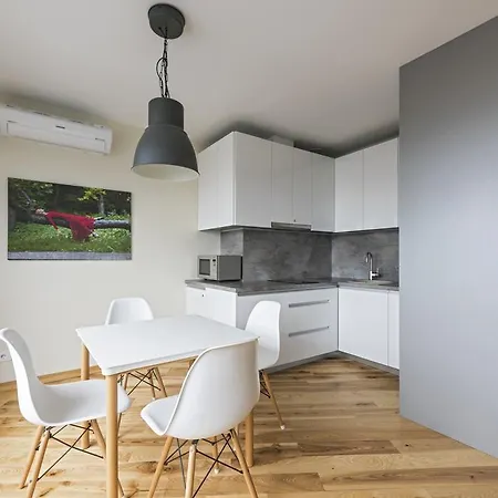 Napoleon Hill Apartment